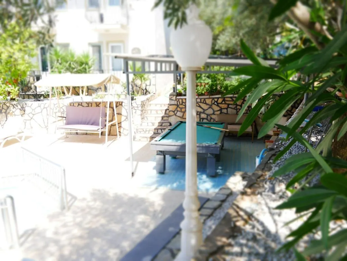 ***  Nefis Hotel Oeluedeniz تركيا