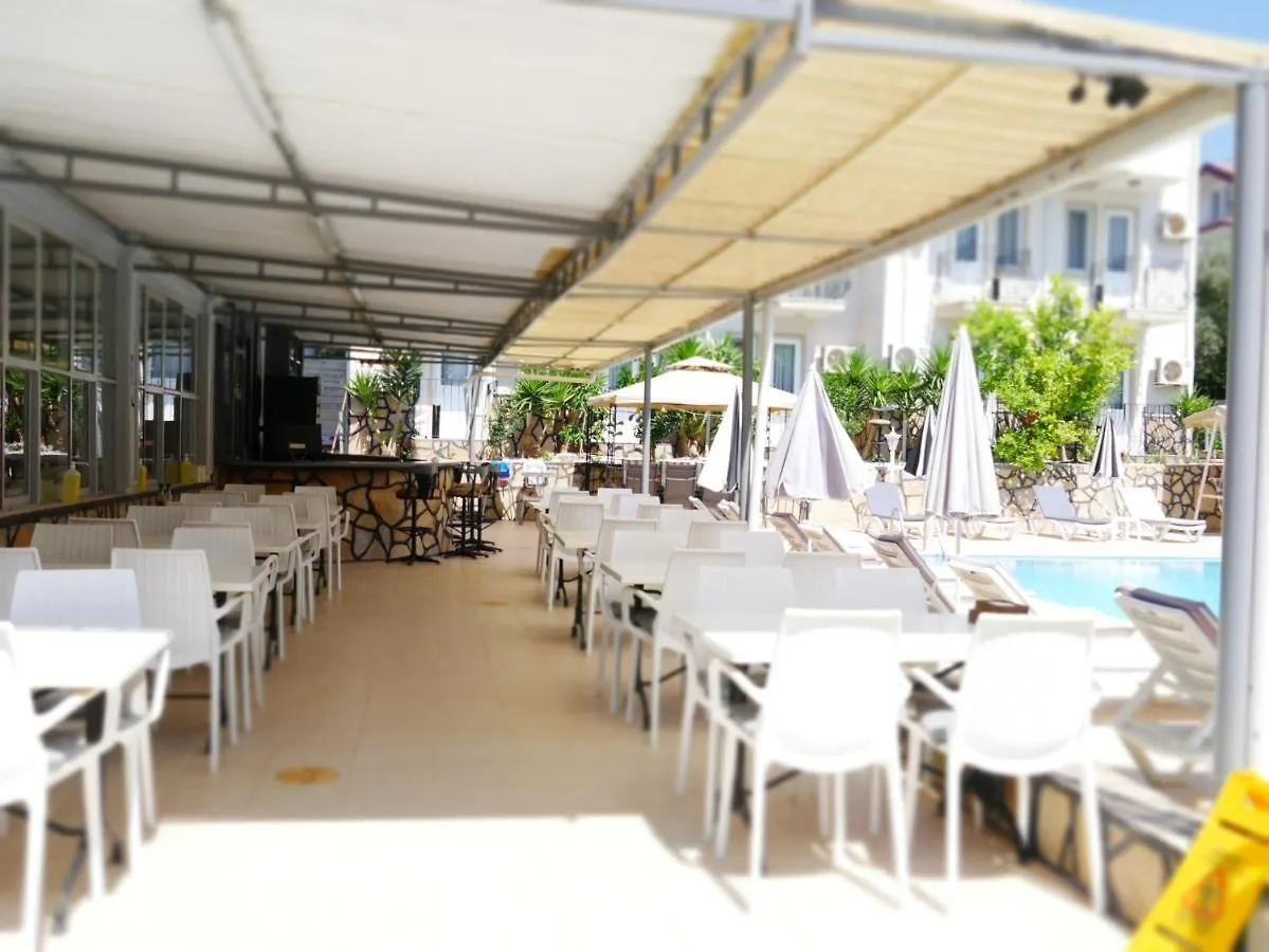 Nefis Hotel Oeluedeniz أولدينيس